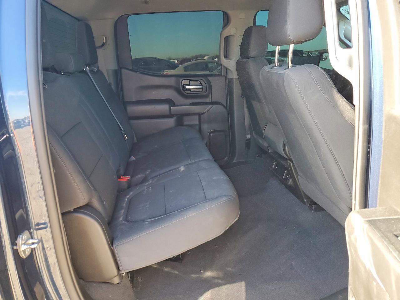 2022 Chevrolet Silverado Ltd C1500 Custom - zdjęcie 10