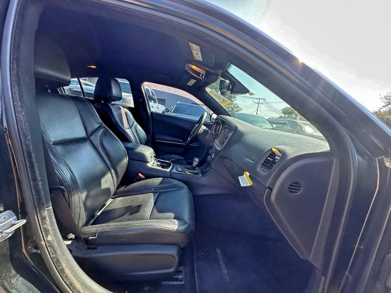 2015 Dodge Charger Sxt - zdjęcie 5