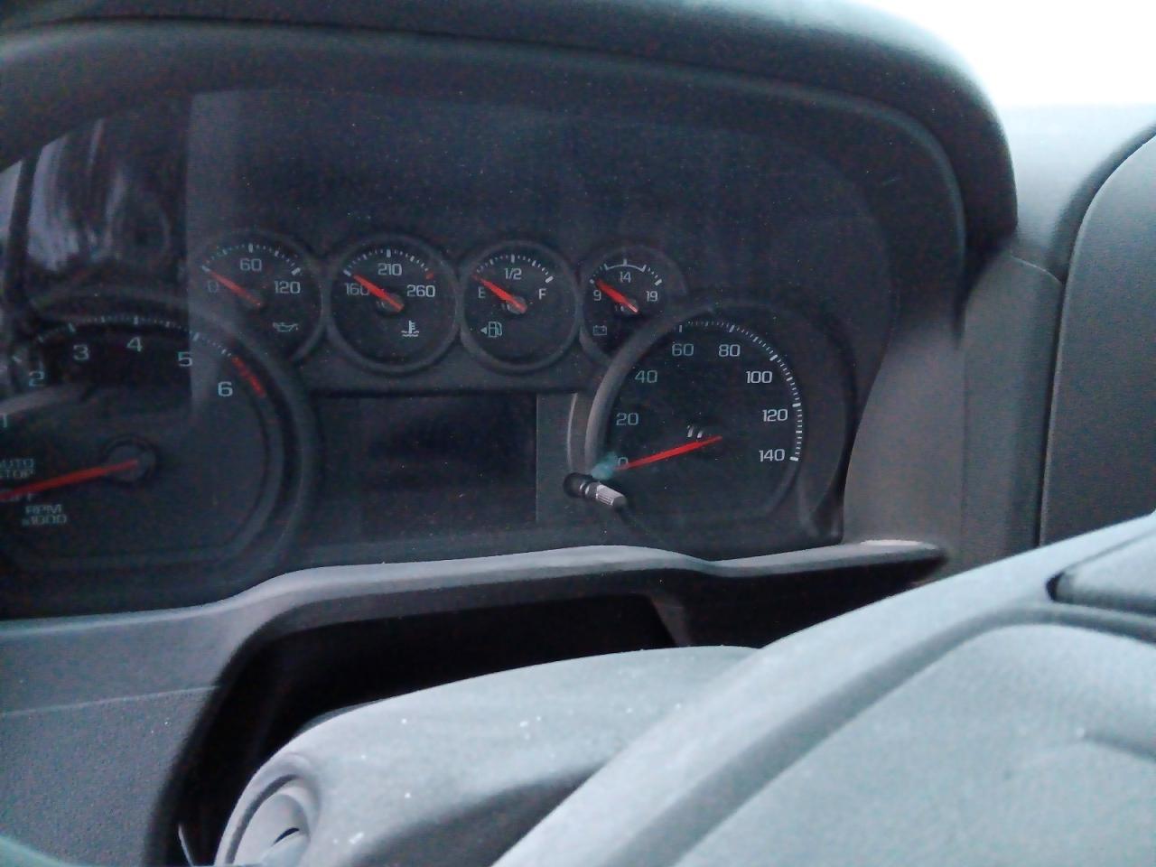 2025 Chevrolet Silverado K1500 Custom - zdjęcie 9