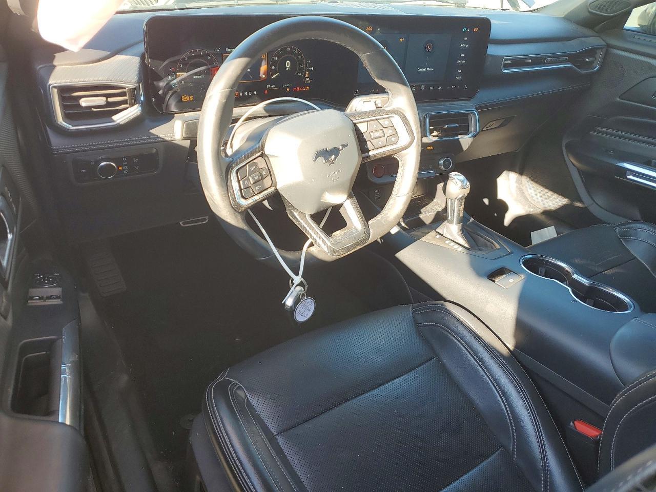 2024 Ford Mustang Gt - zdjęcie 8