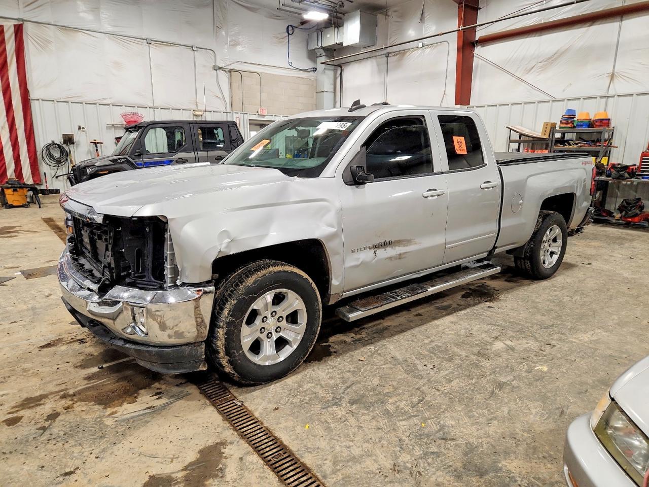 2017 Chevrolet Silverado K1500 Lt - zdjęcie główne