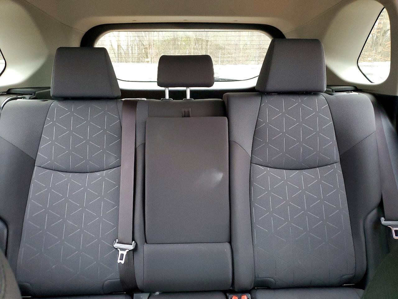 2019 Toyota Rav4 Xle - zdjęcie 10