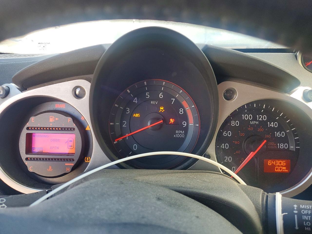 2017 Nissan 370Z Base - zdjęcie 9