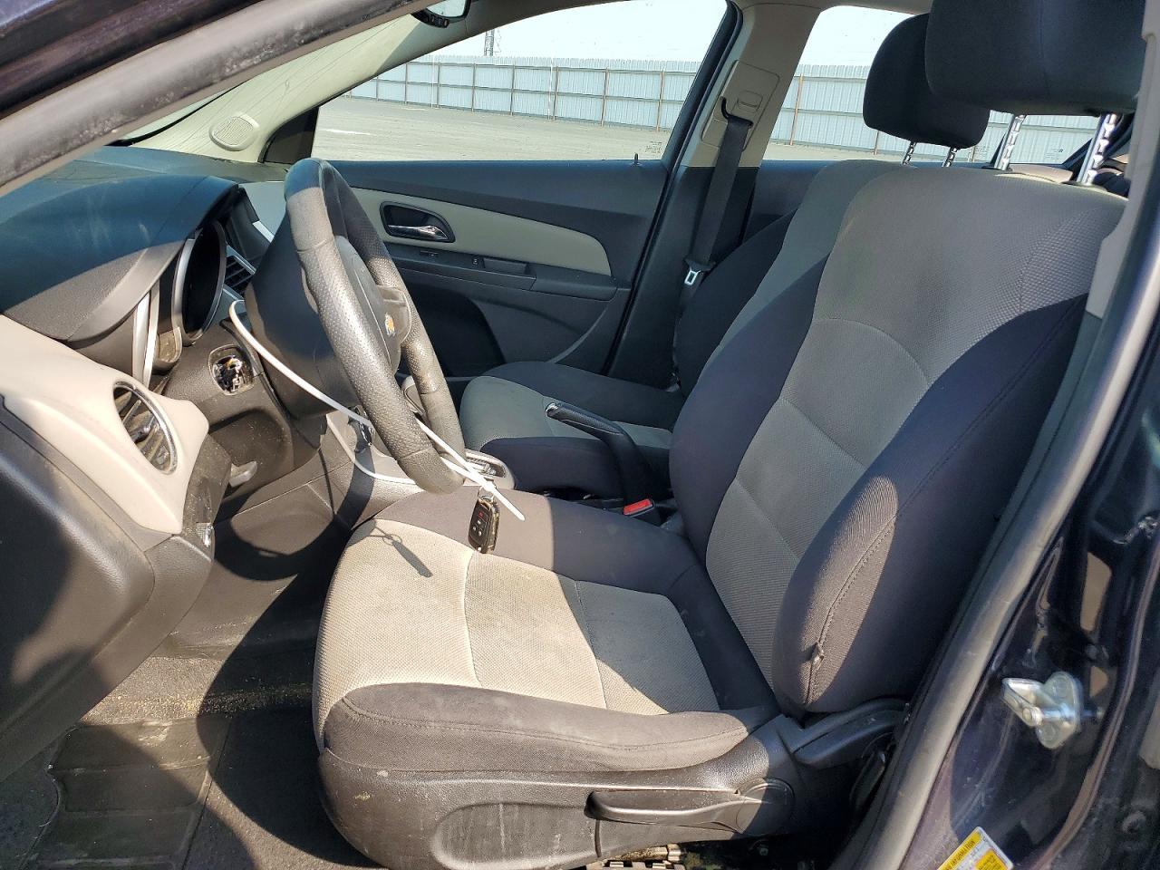 2016 Chevrolet Cruze Limited Ls - zdjęcie 7
