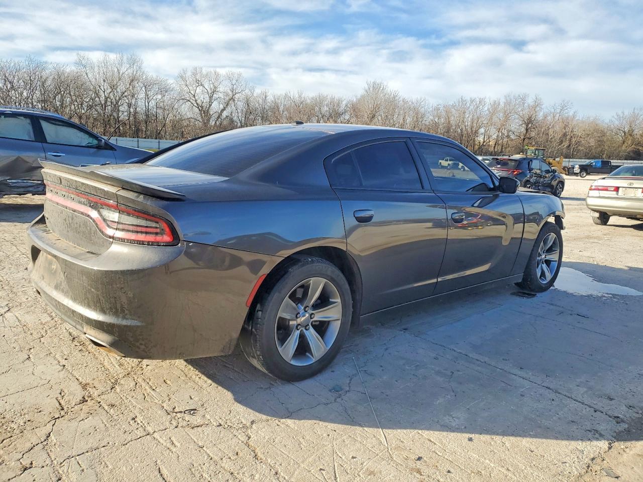 2022 Dodge Charger Sxt - zdjęcie 3