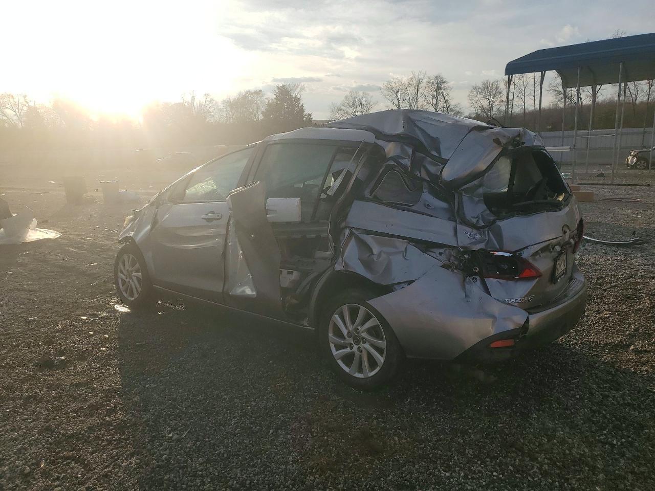 2014 Mazda 5 Sport - zdjęcie 2