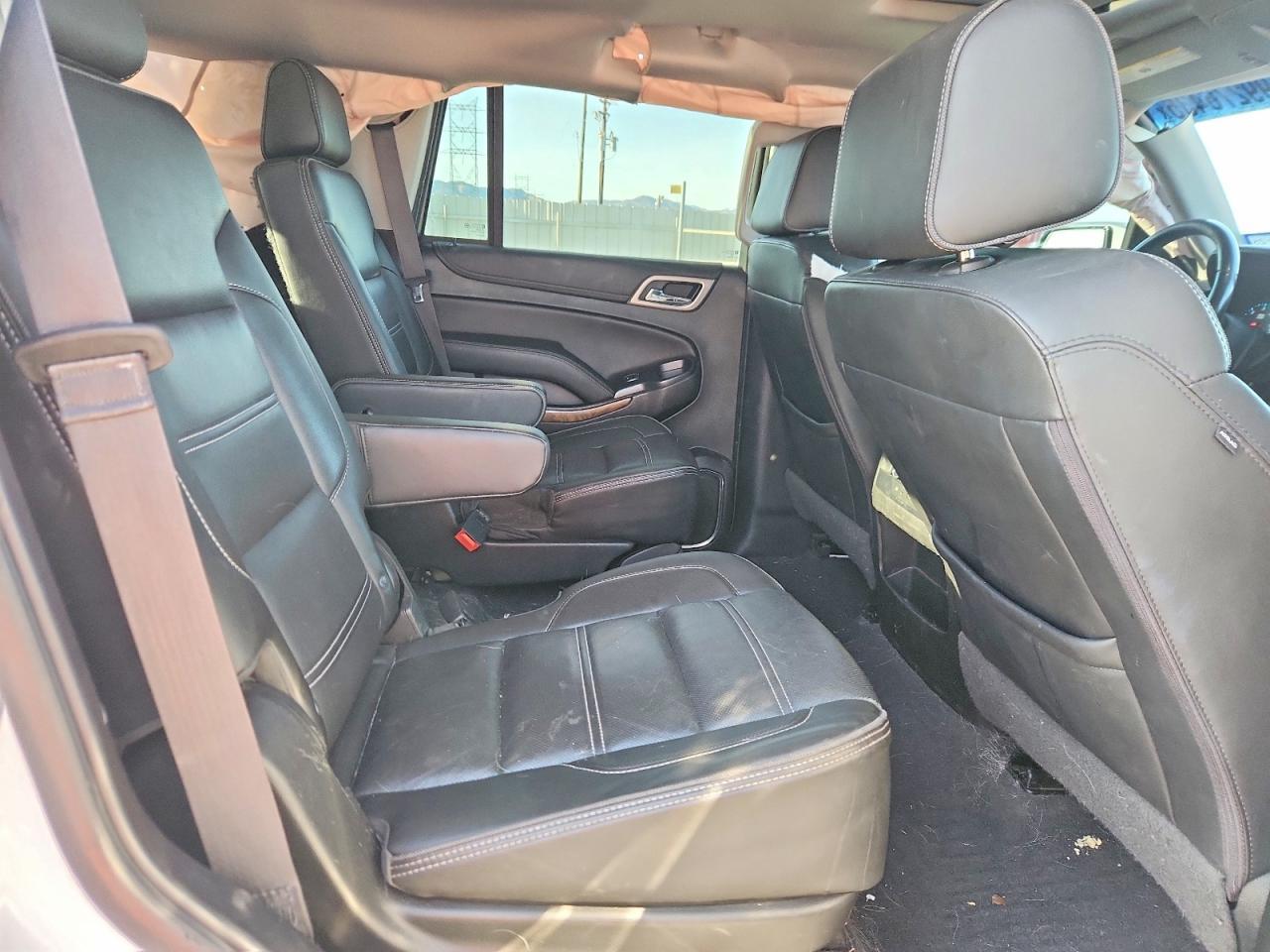 2019 GMC Yukon Denali - zdjęcie 11