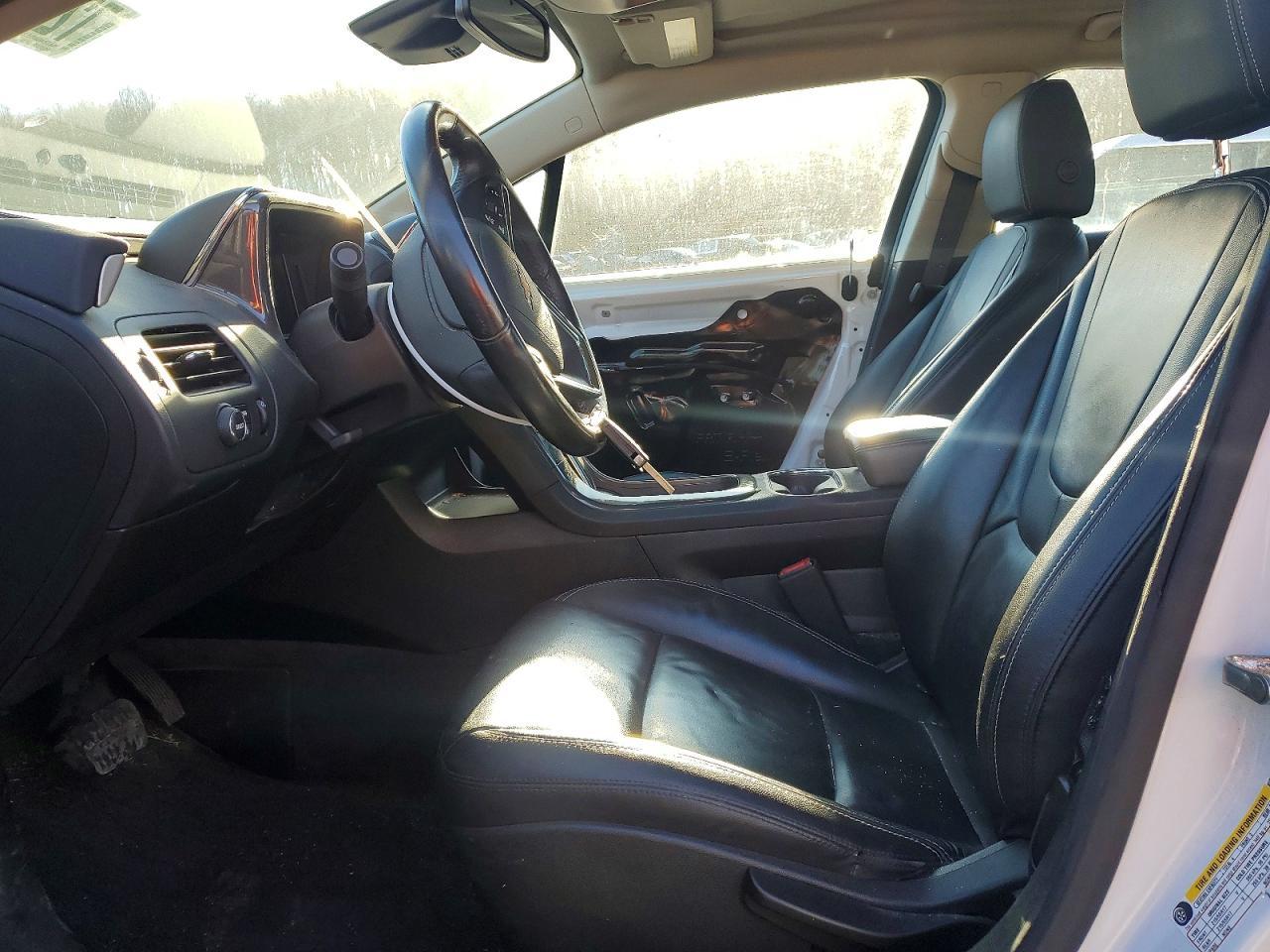 2014 Chevrolet Volt - zdjęcie 7