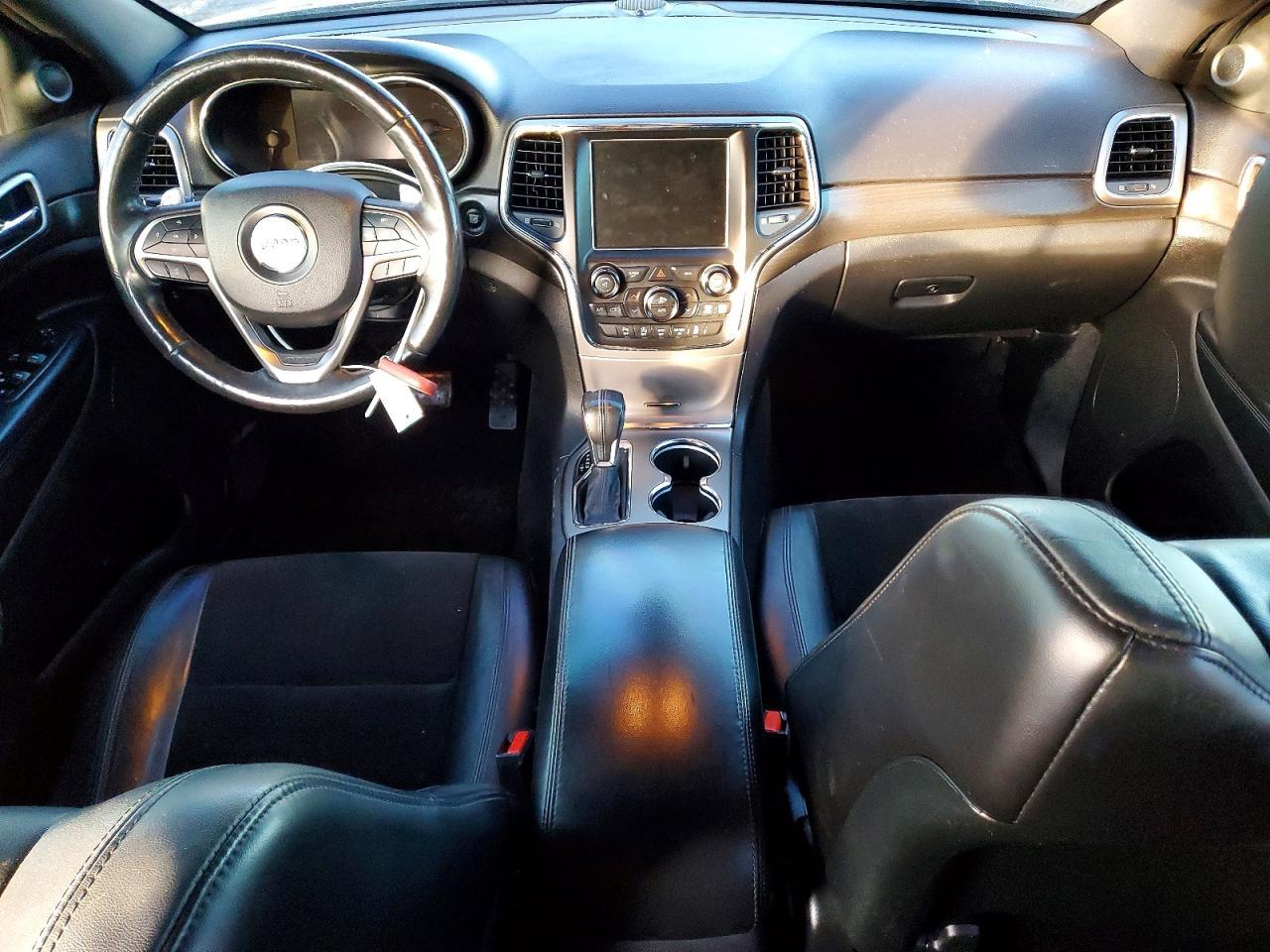 2017 Jeep Grand Cherokee Laredo - zdjęcie 8