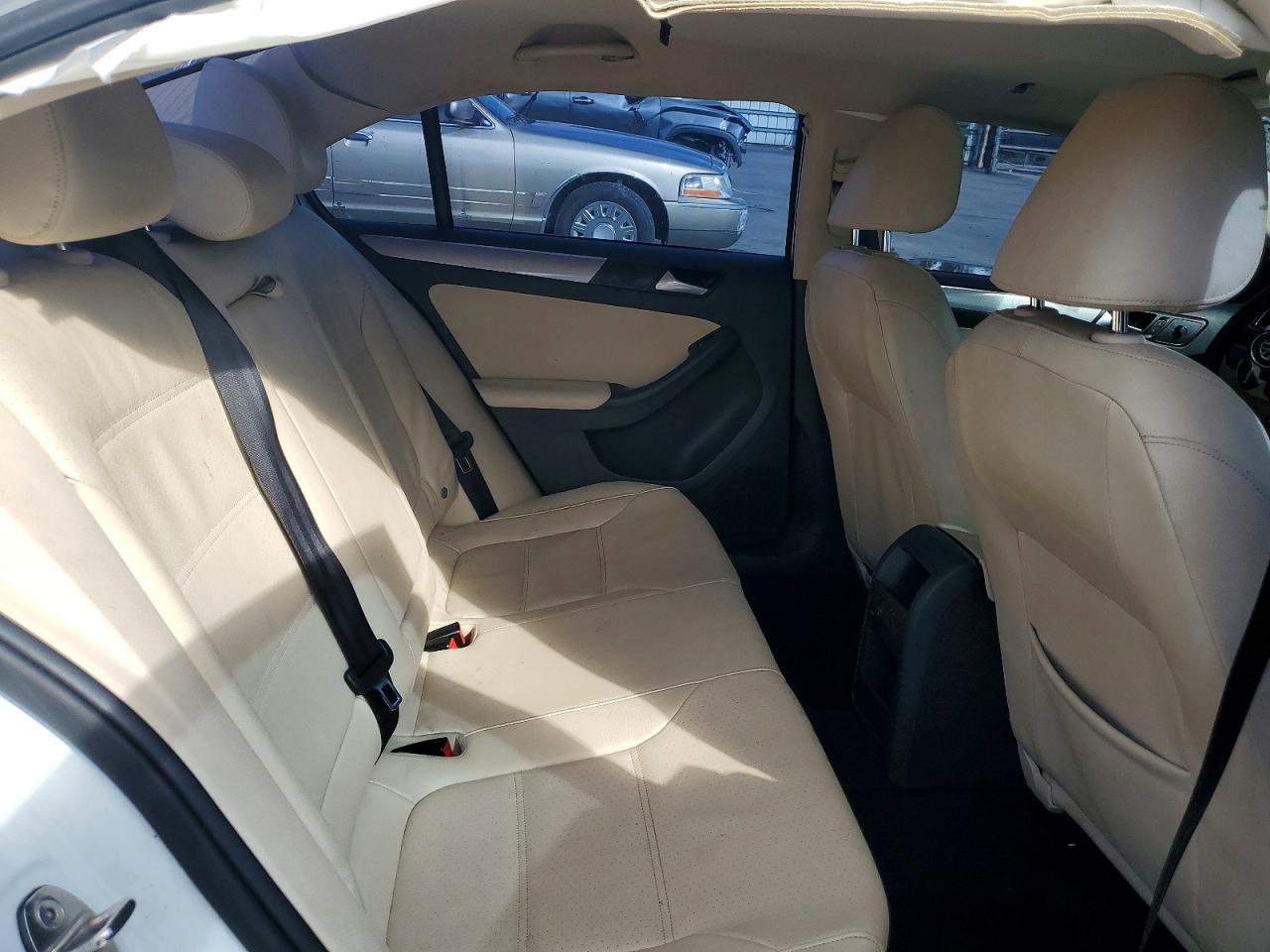 2018 Volkswagen Jetta Se - zdjęcie 10