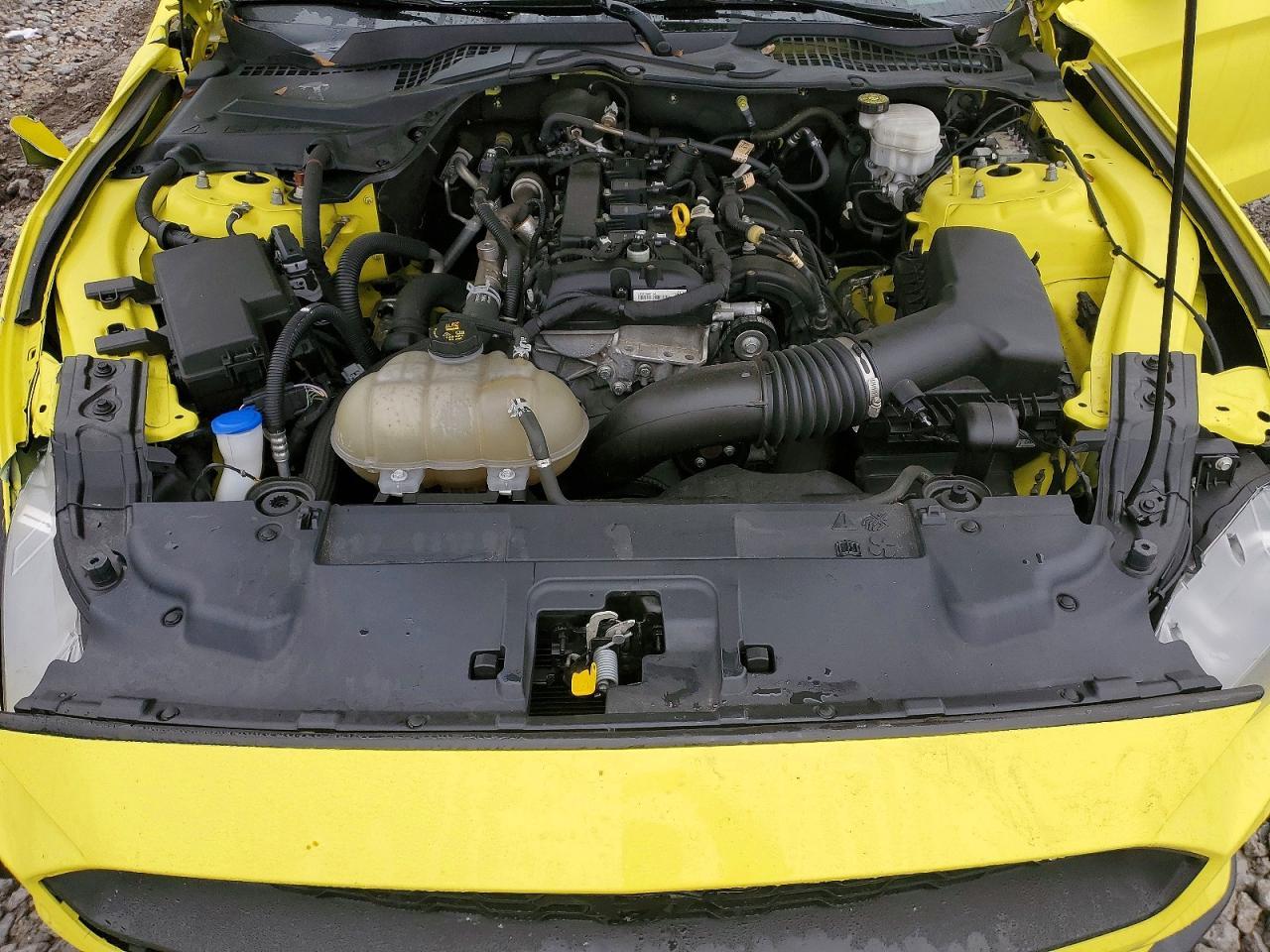 2021 Ford Mustang - zdjęcie 11