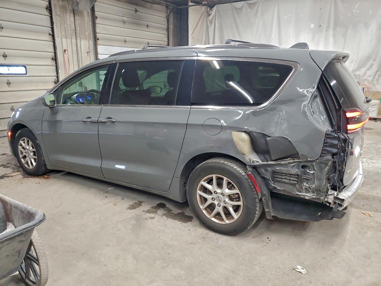 2021 Chrysler Pacifica Touring L - zdjęcie 2