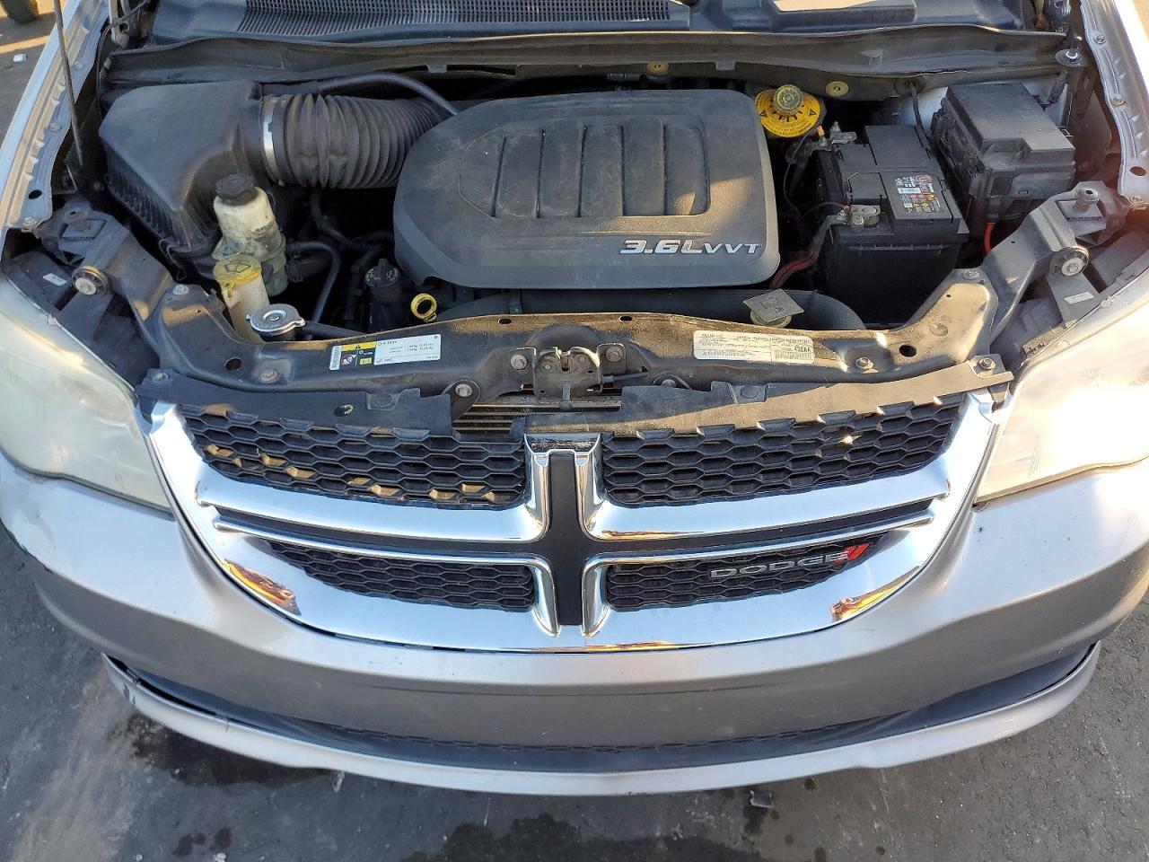 2019 Dodge Grand Caravan Gt - zdjęcie 12