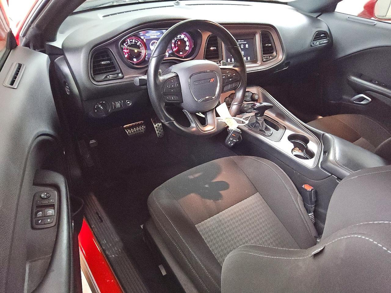 2023 Dodge Challenger R/T - zdjęcie 8