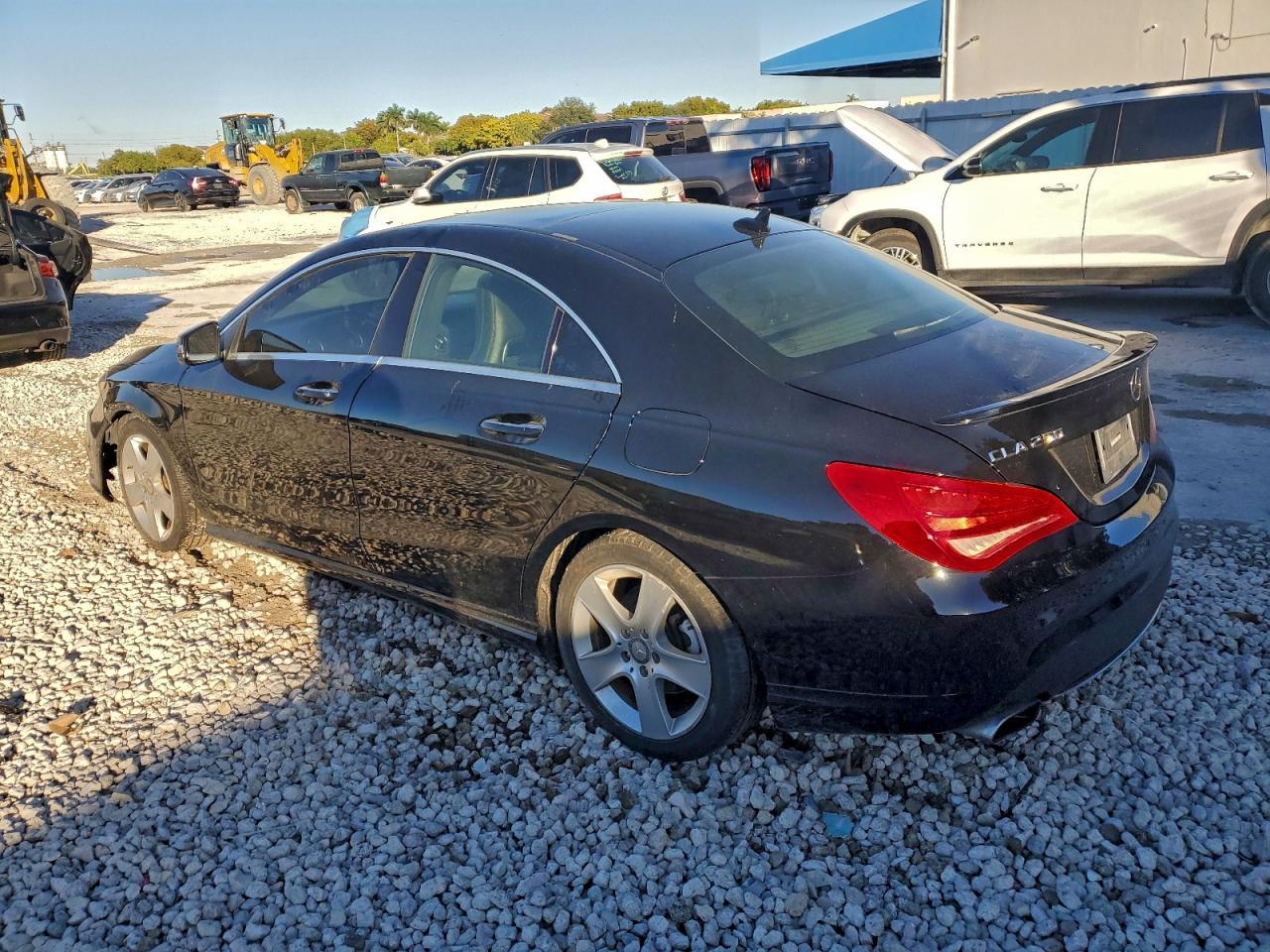 2015 Mercedes-Benz Cla 250 - zdjęcie 2