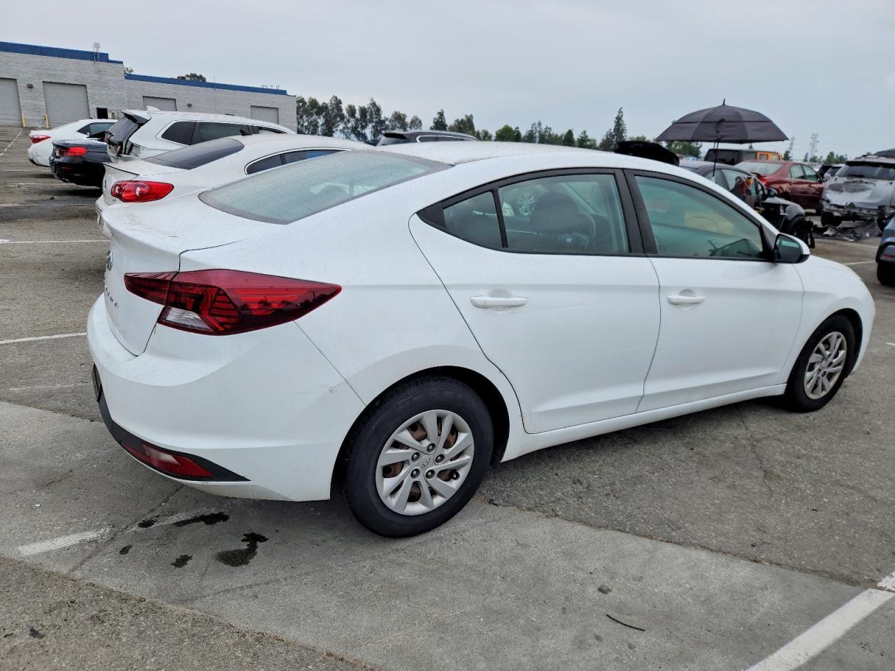 2019 Hyundai Elantra Se - zdjęcie 3