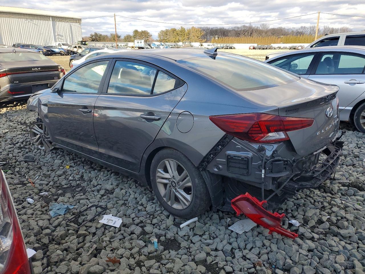 2020 Hyundai Elantra Sel - zdjęcie 2