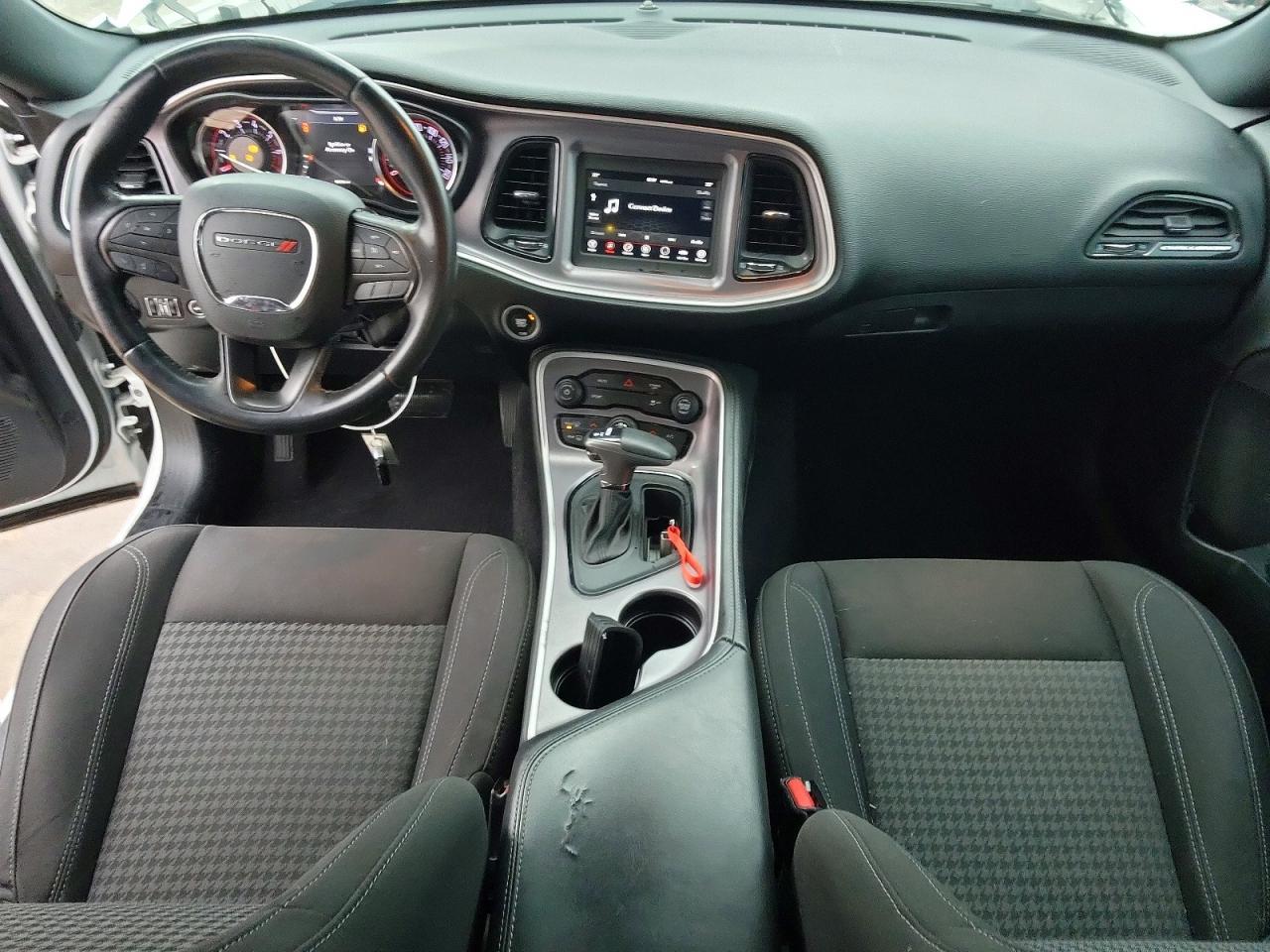 2019 Dodge Challenger Sxt - zdjęcie 8