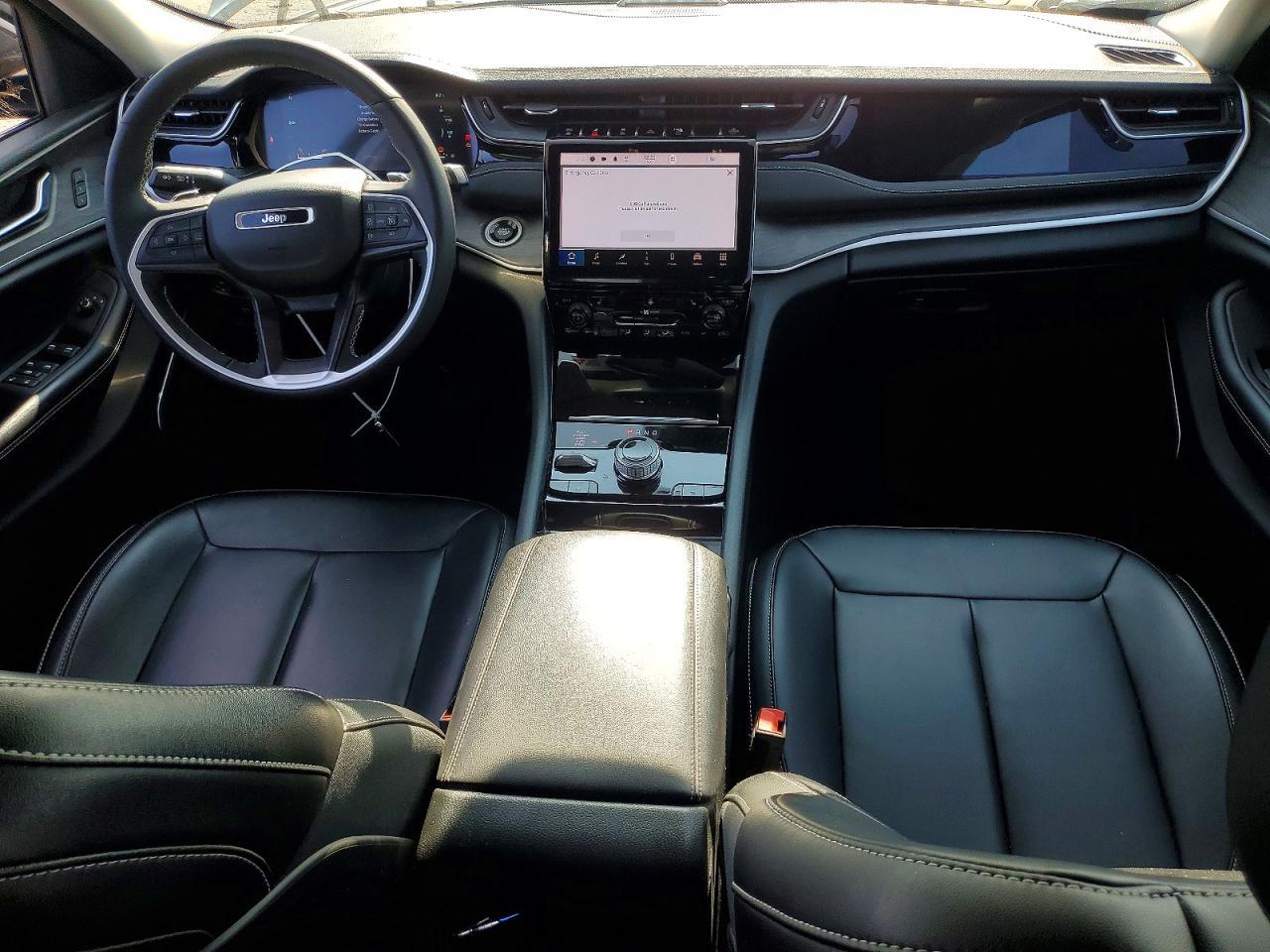 2023 Jeep Grand Cherokee - zdjęcie 8