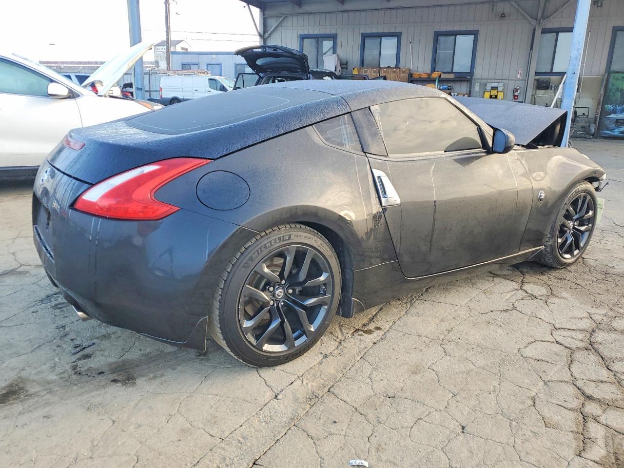 2016 Nissan 370Z Base - zdjęcie 3