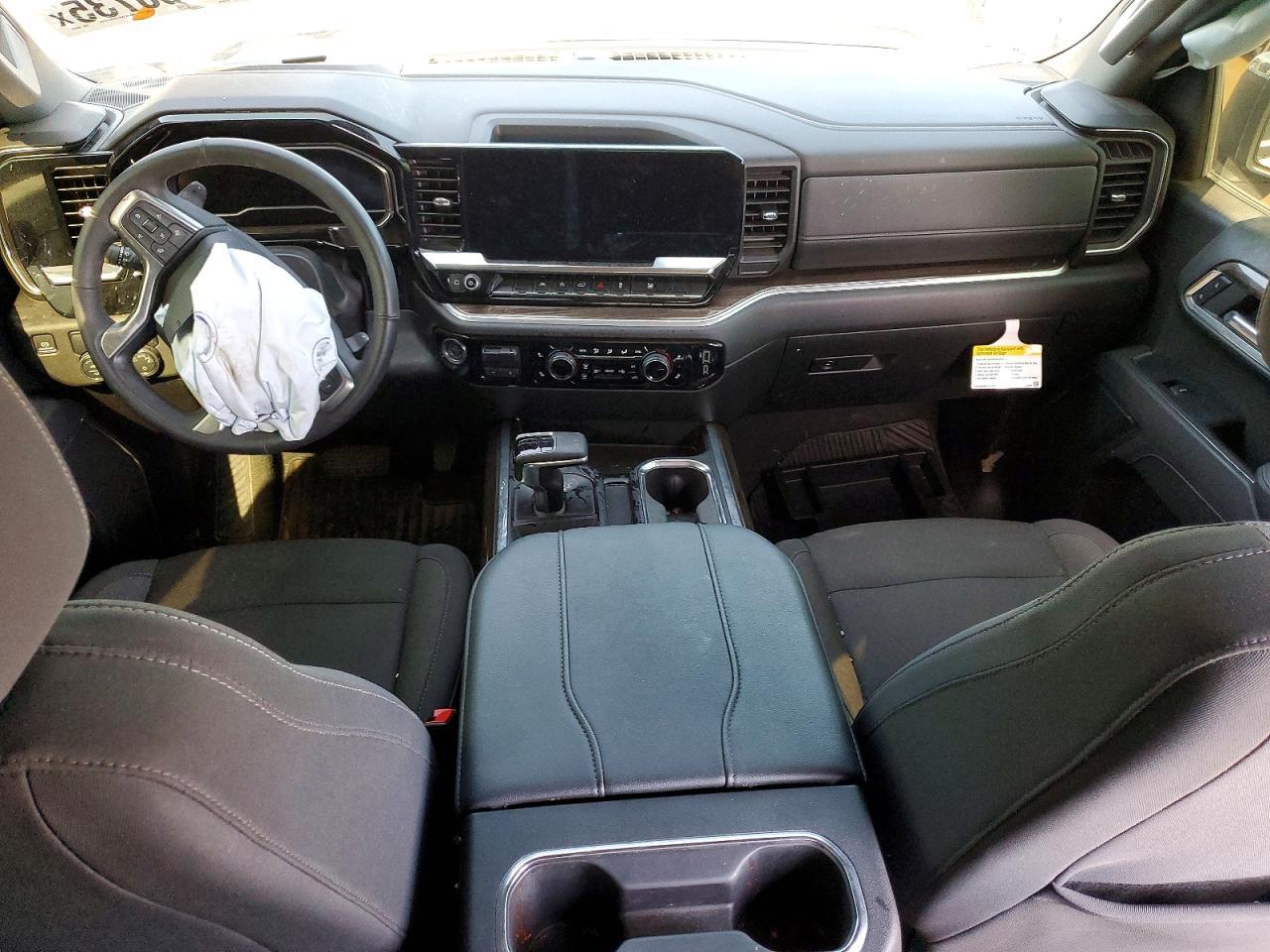 2025 Chevrolet Silverado C1500 Lt - zdjęcie 8