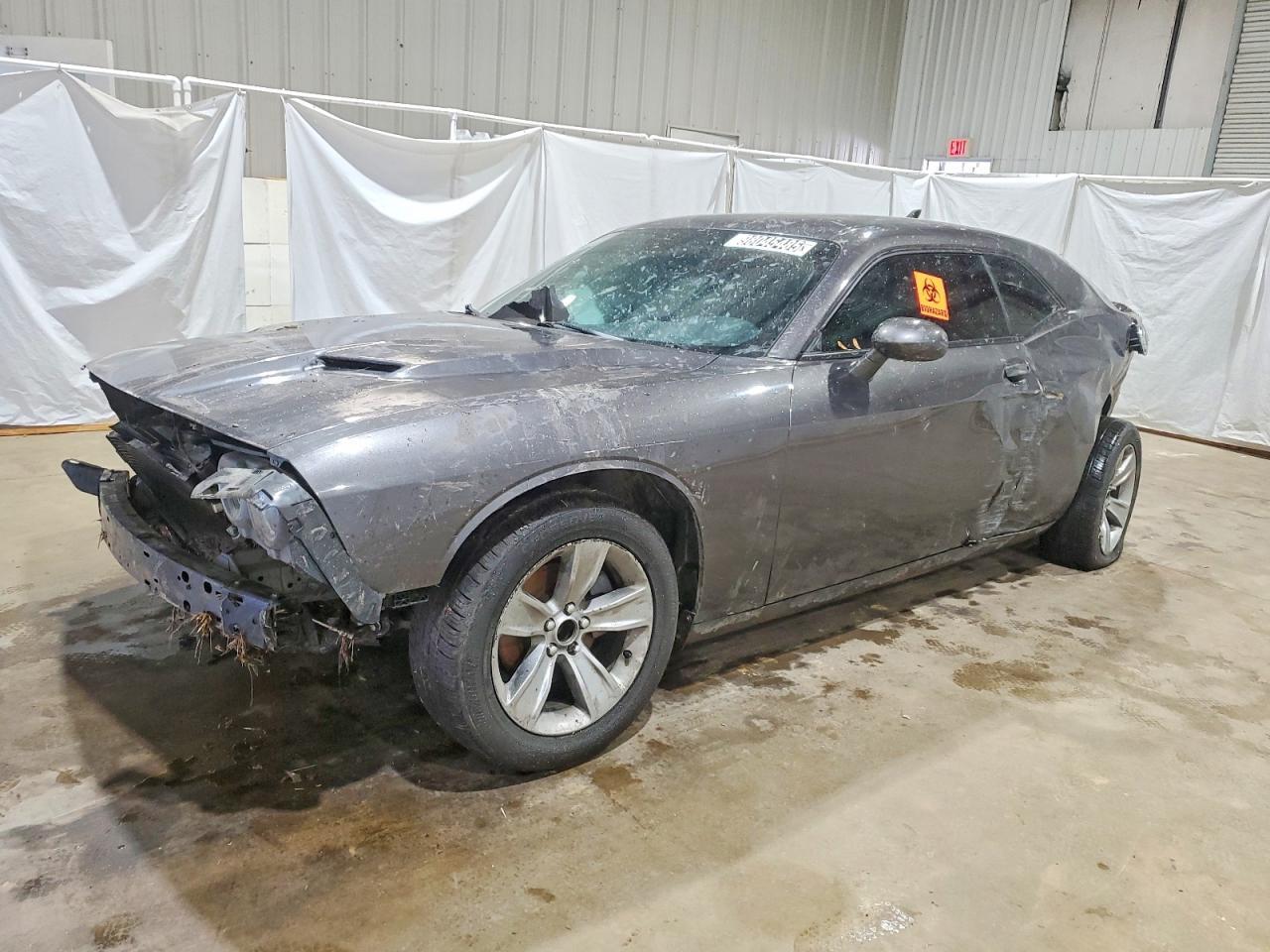 2021 Dodge Challenger Sxt - zdjęcie główne