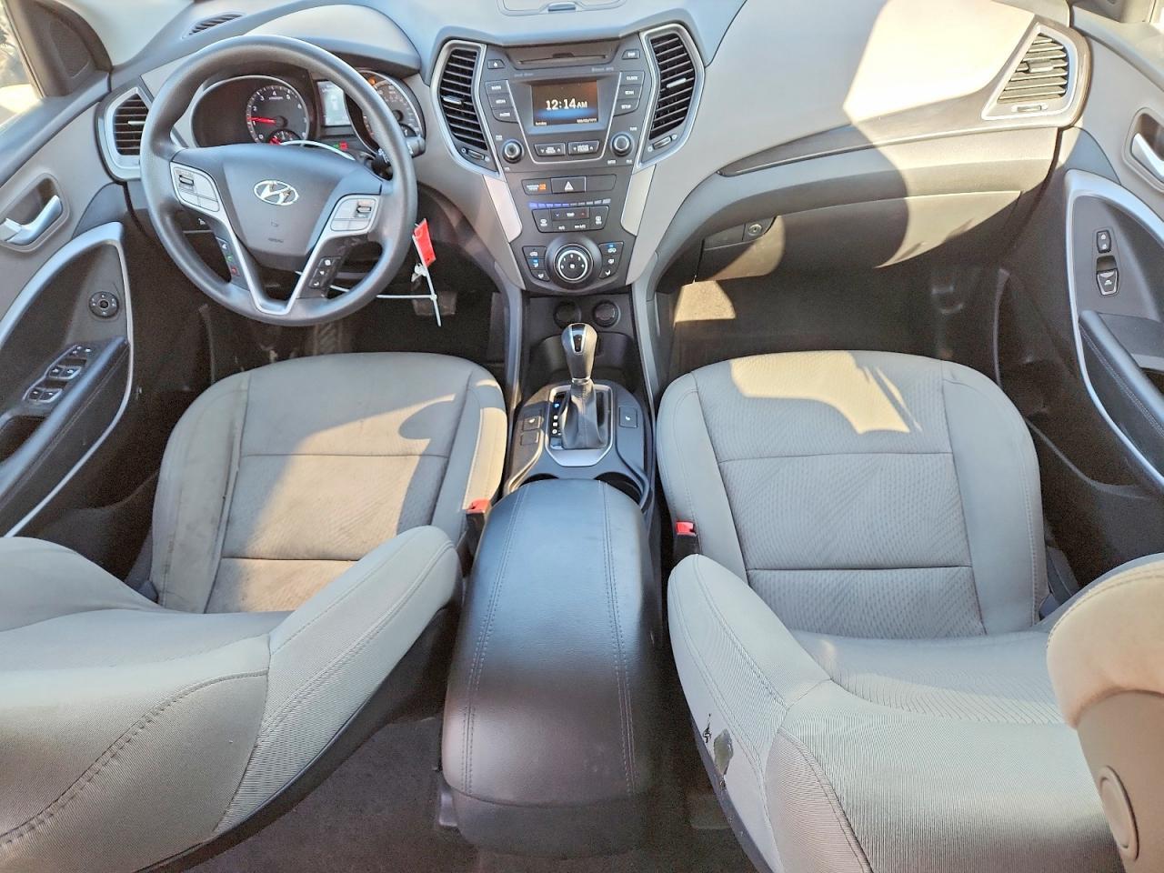 2016 Hyundai Santa Fe Sport - zdjęcie 8