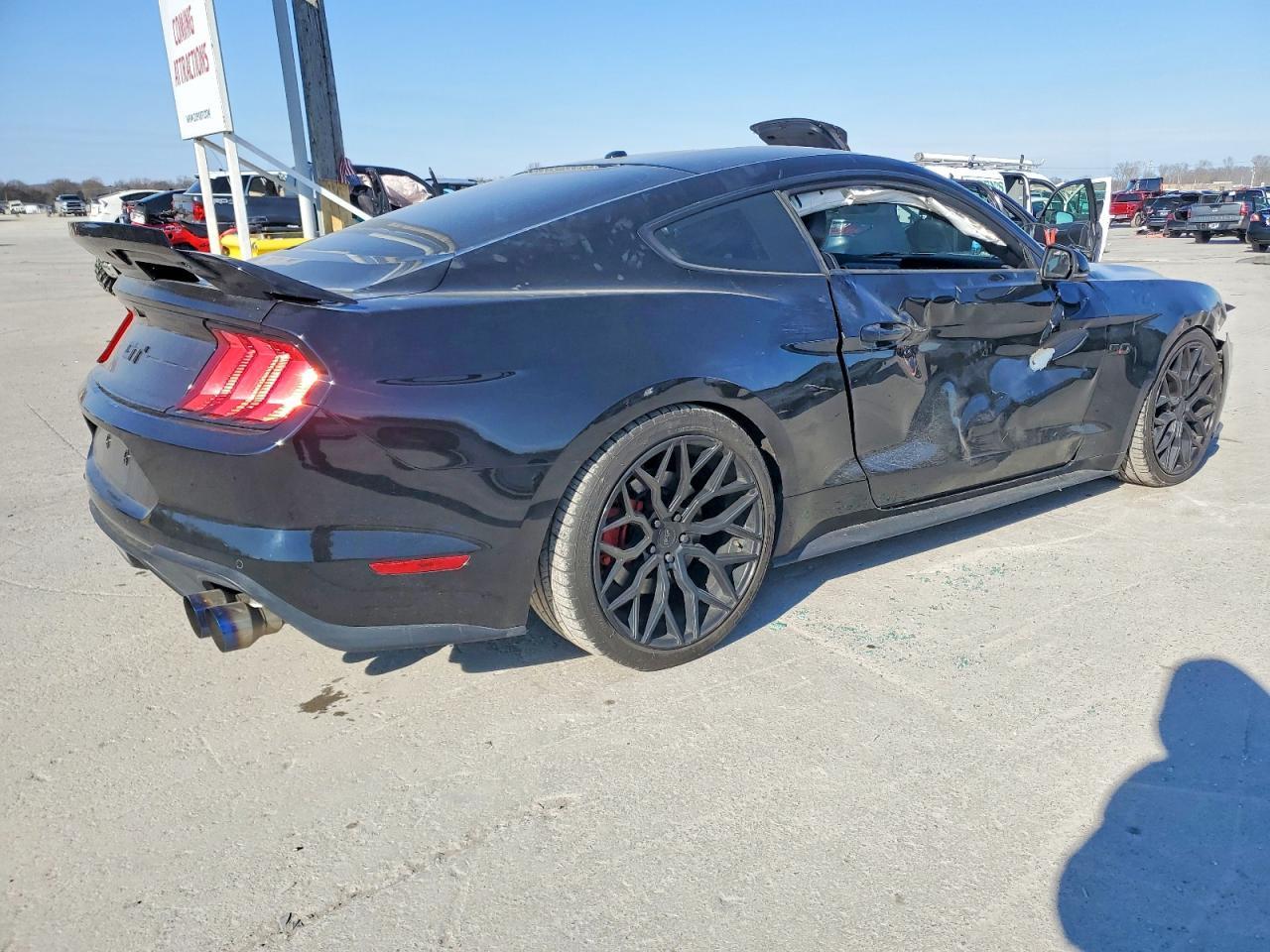 2019 Ford Mustang Gt - zdjęcie 3