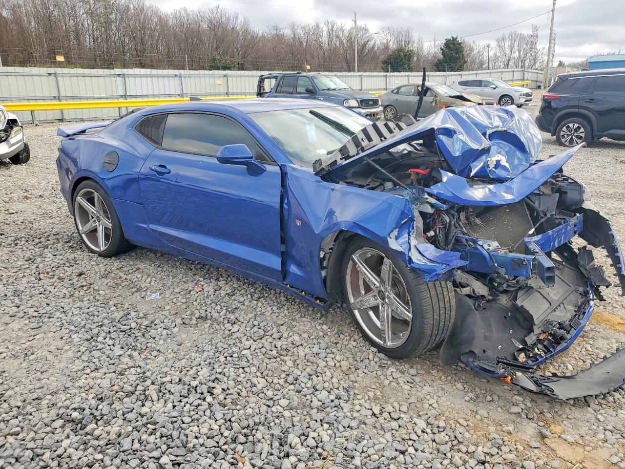 2021 Chevrolet Camaro Ls - zdjęcie 4