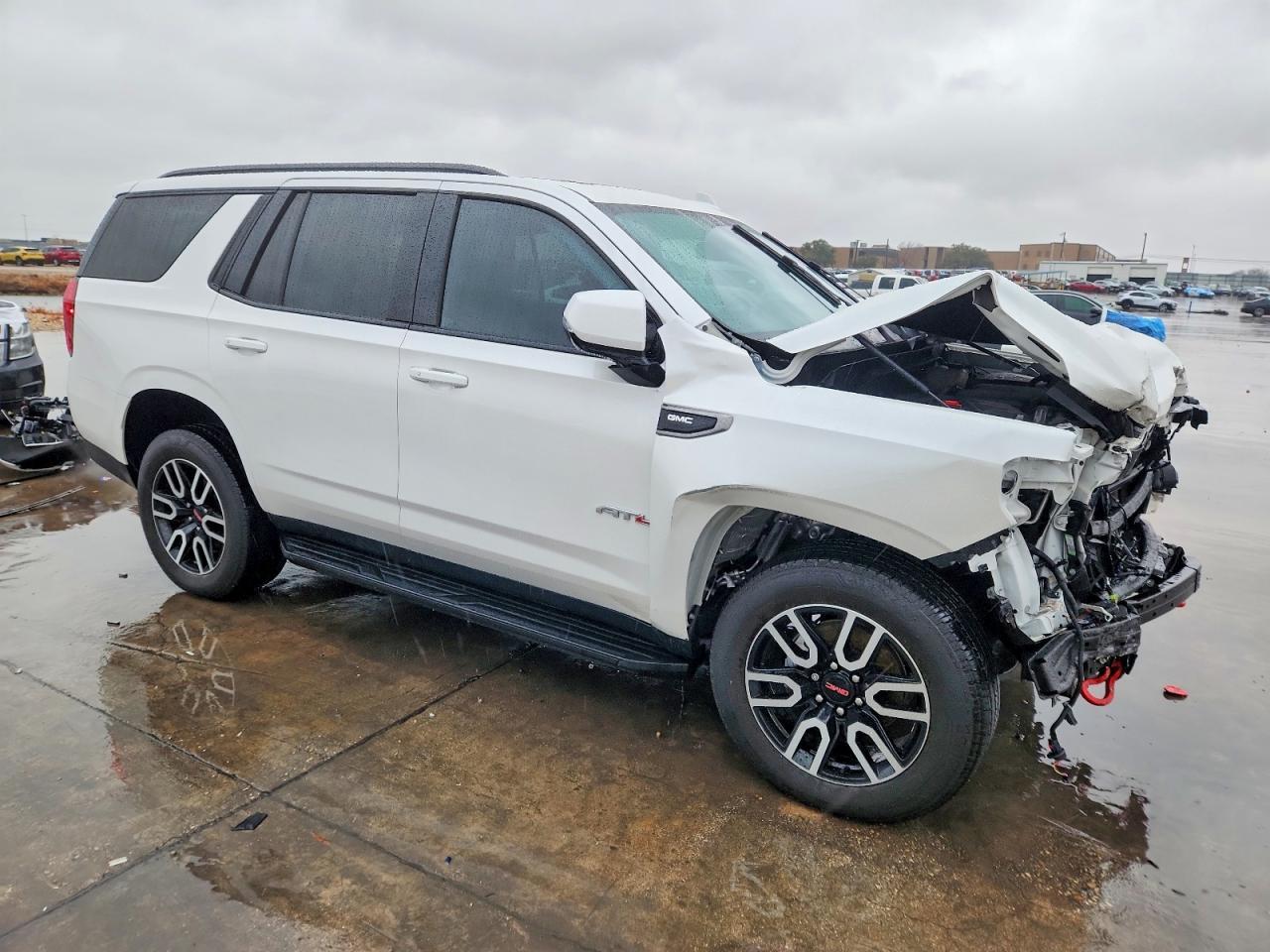 2023 GMC Yukon At4 - zdjęcie 4