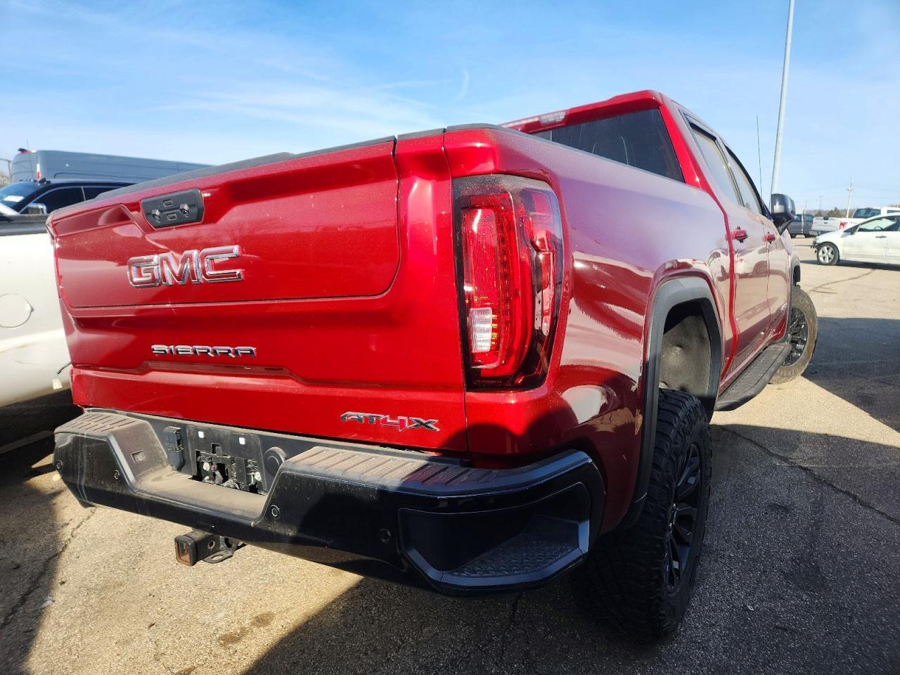 2023 GMC Sierra K1500 At4X - zdjęcie 3