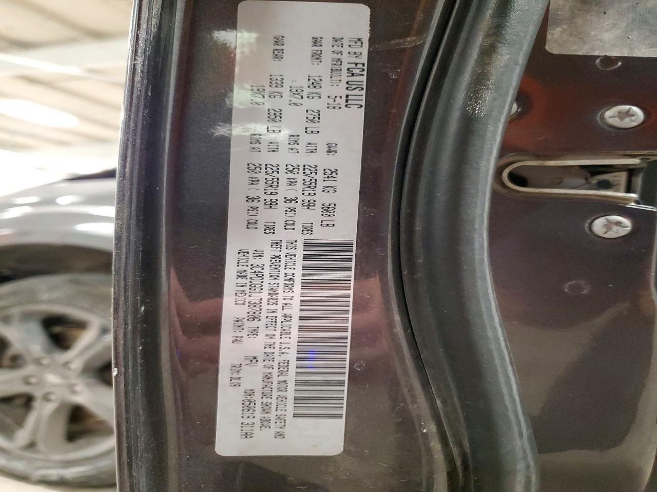 2018 Dodge Journey Crossroad - zdjęcie 14