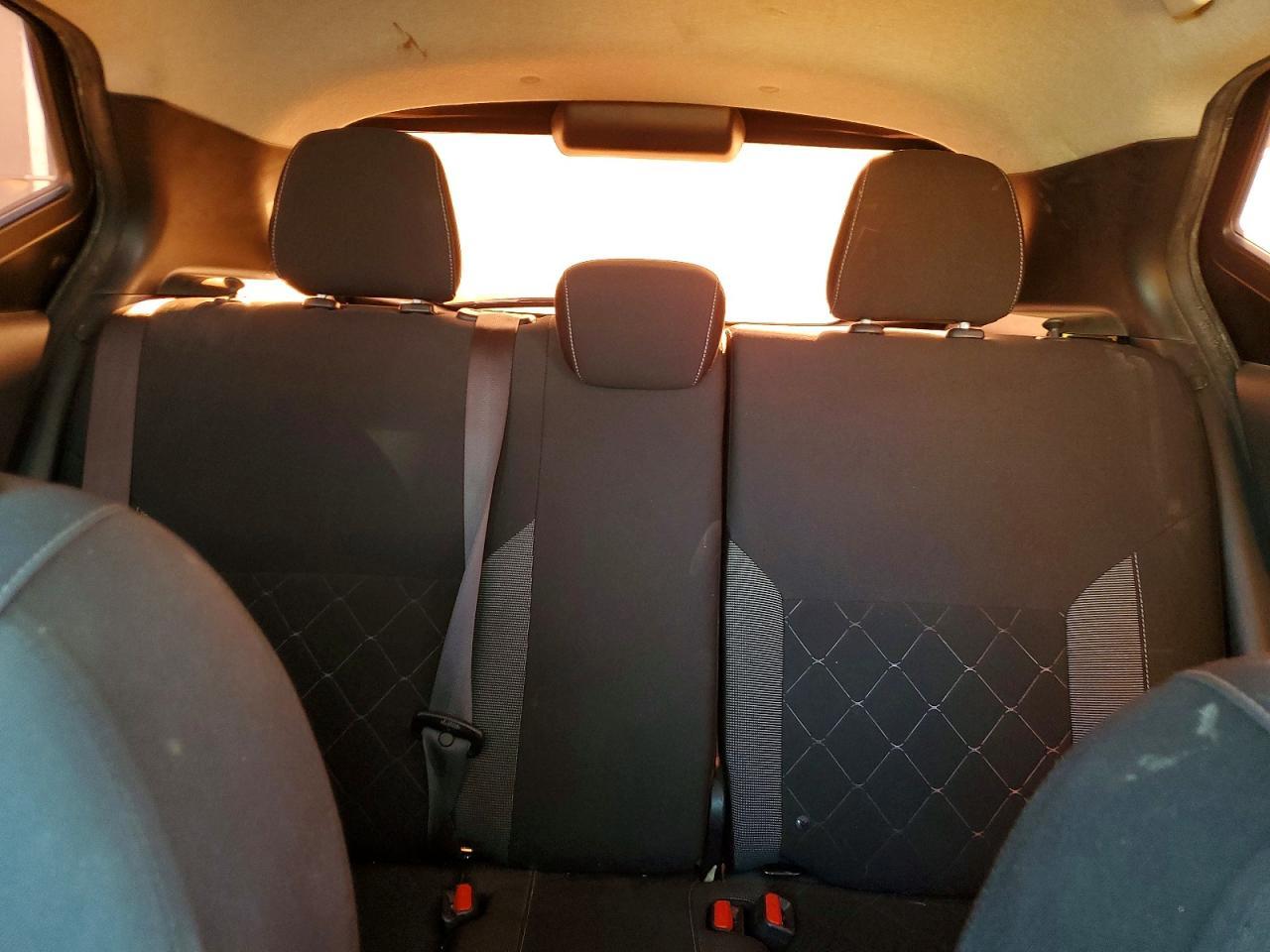 2019 Nissan Kicks S - zdjęcie 10