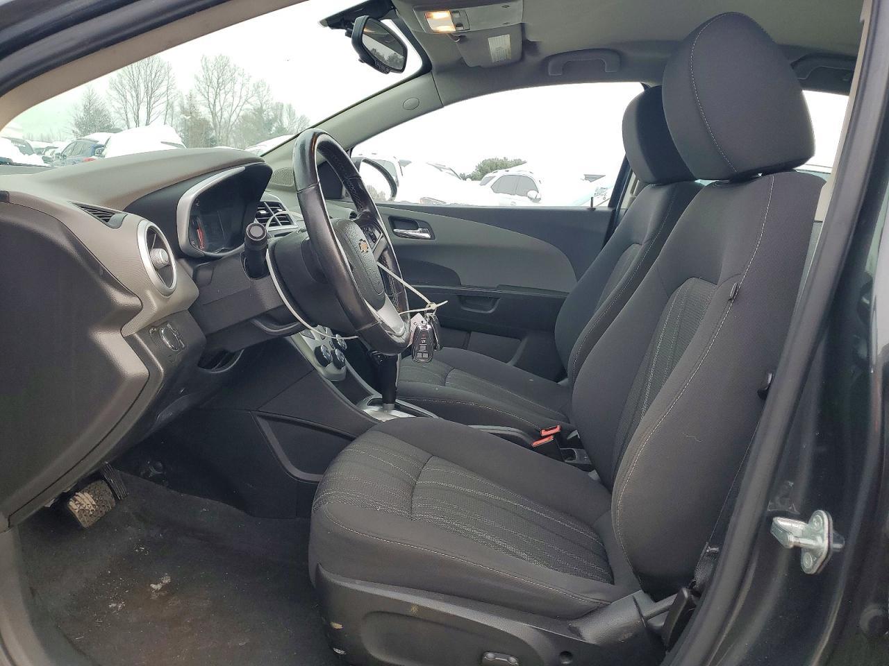 2017 Chevrolet Sonic Lt - zdjęcie 7