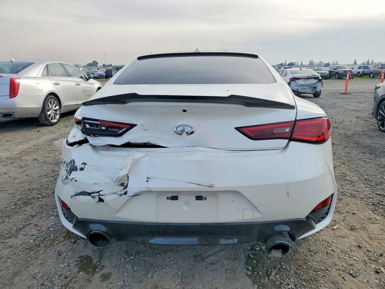 2017 Infiniti Q60 Premium - zdjęcie 6