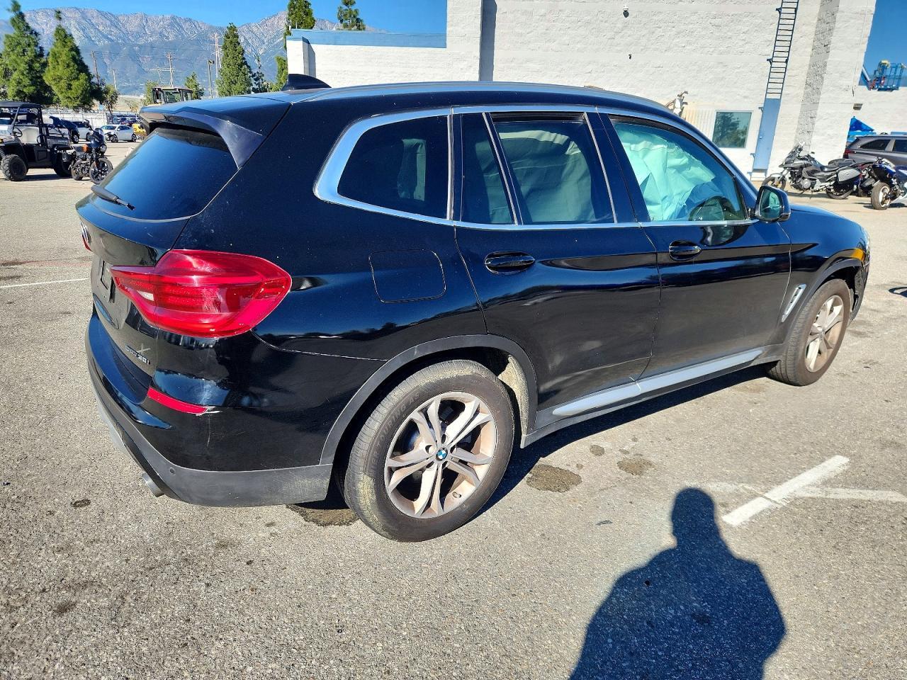 2020 BMW X3 Sdrive30I - zdjęcie 3