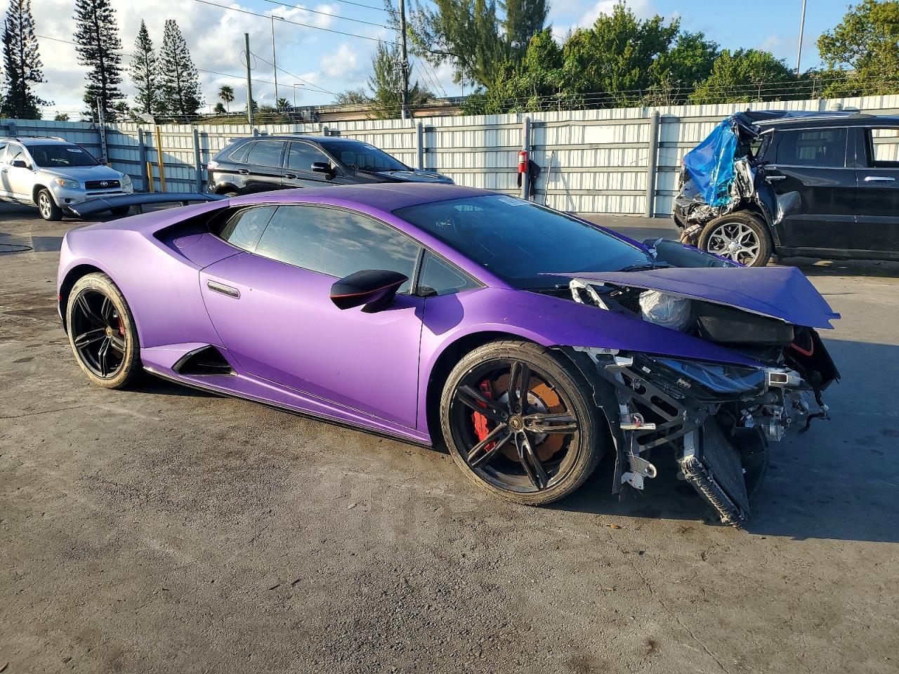 2021 Lamborghini Huracan Evo - zdjęcie 4