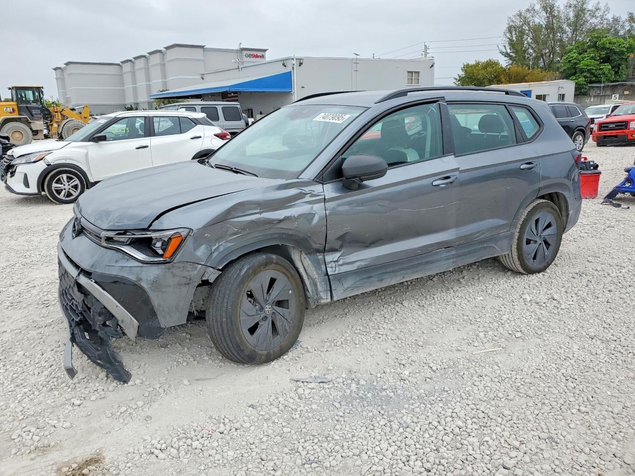 2025 Volkswagen Taos S - zdjęcie główne