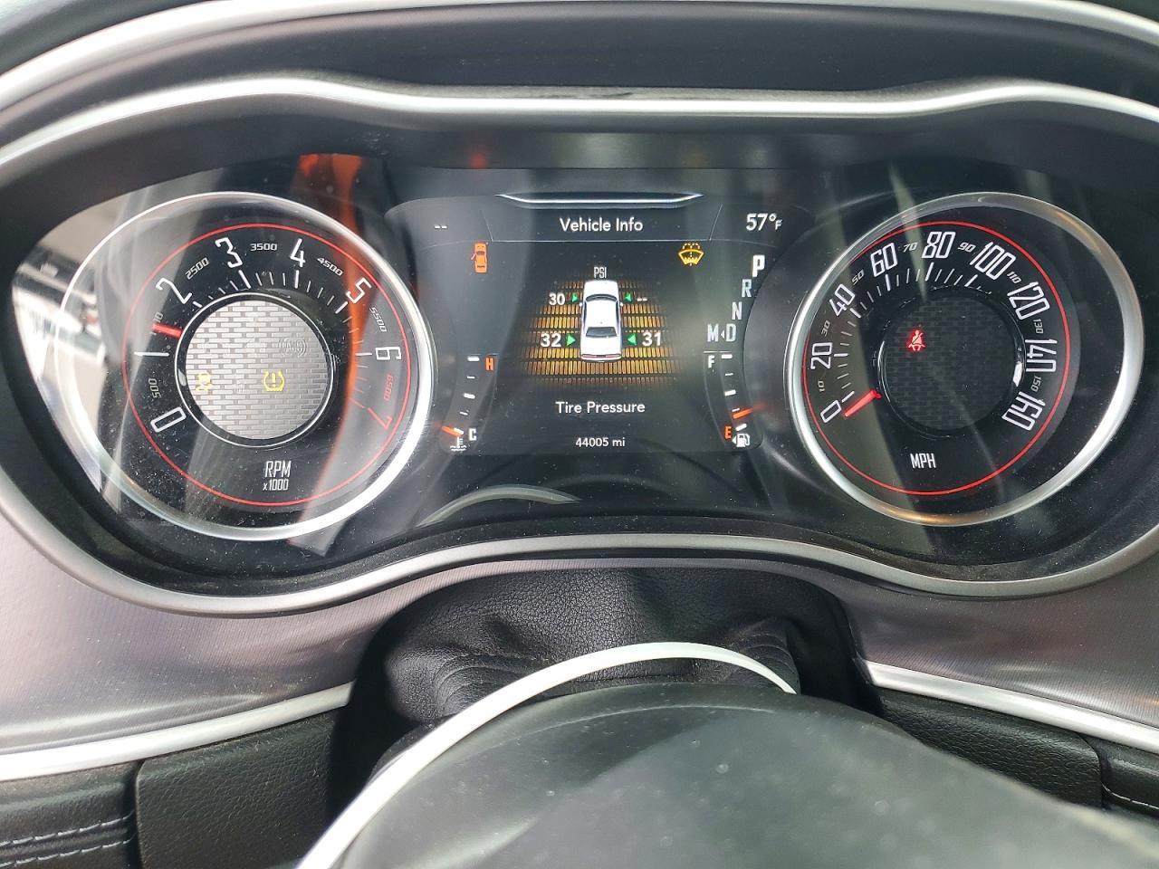 2021 Dodge Challenger Gt - zdjęcie 9