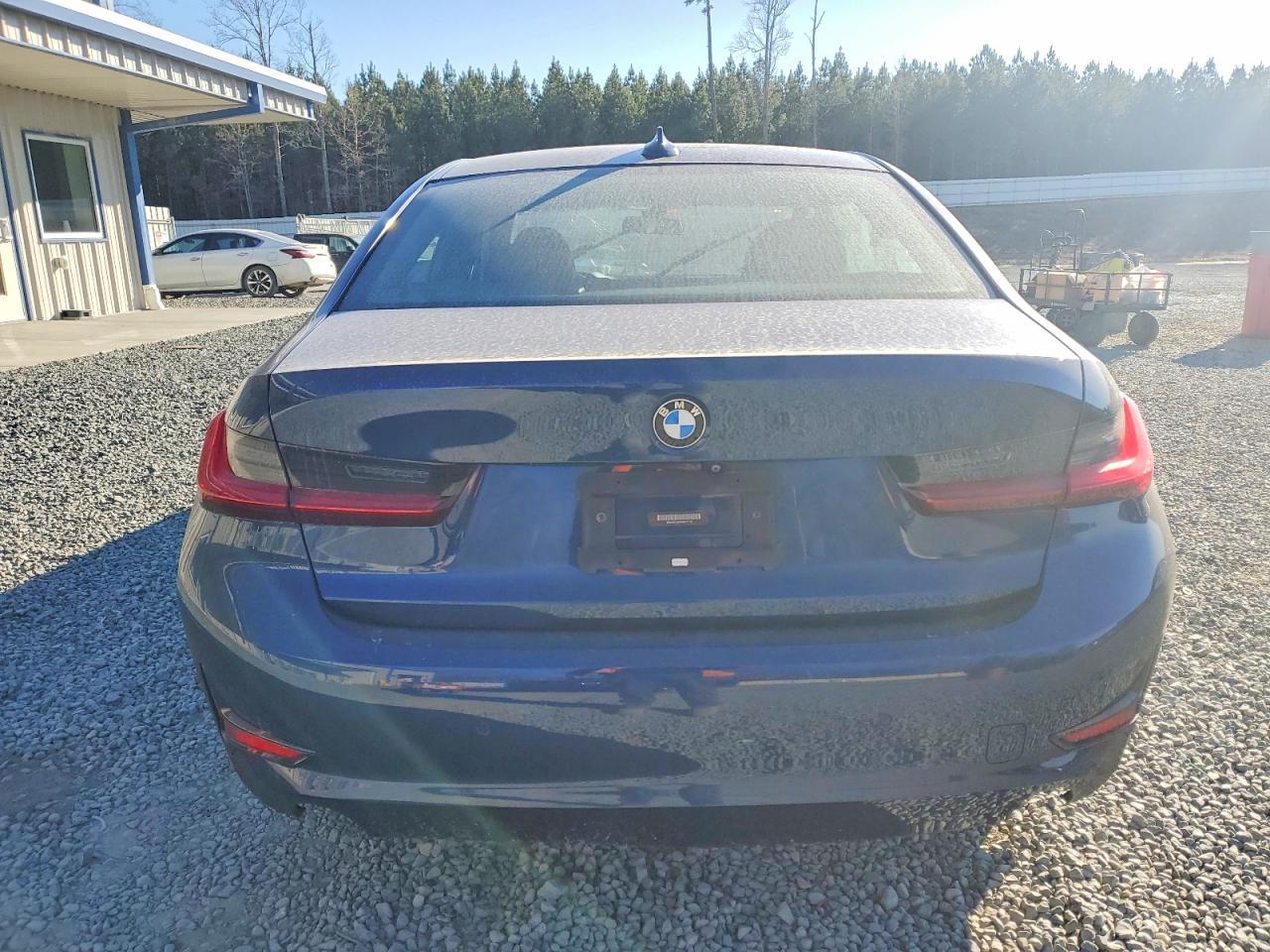2019 BMW 330I - zdjęcie 6
