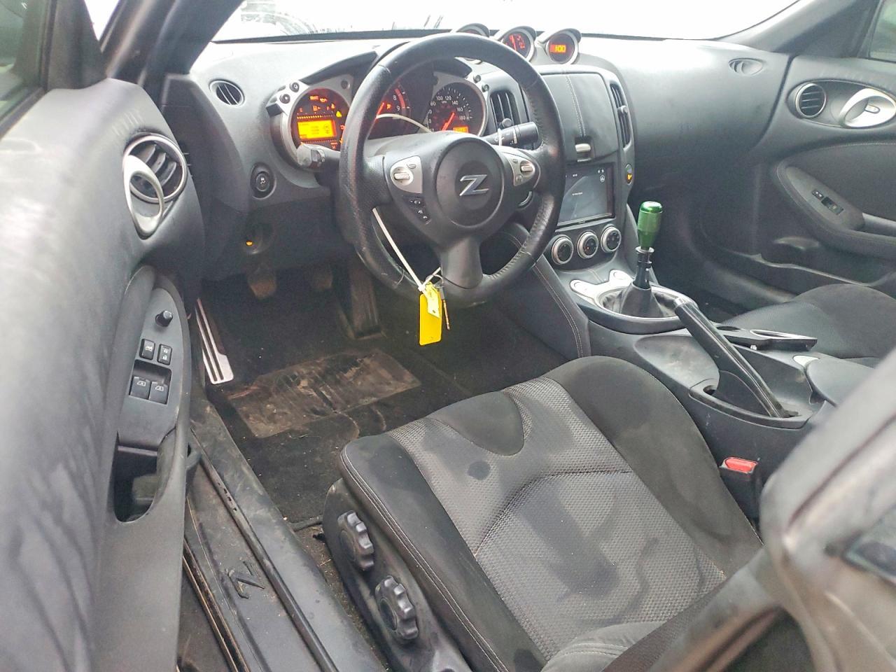 2017 Nissan 370Z Base - zdjęcie 8