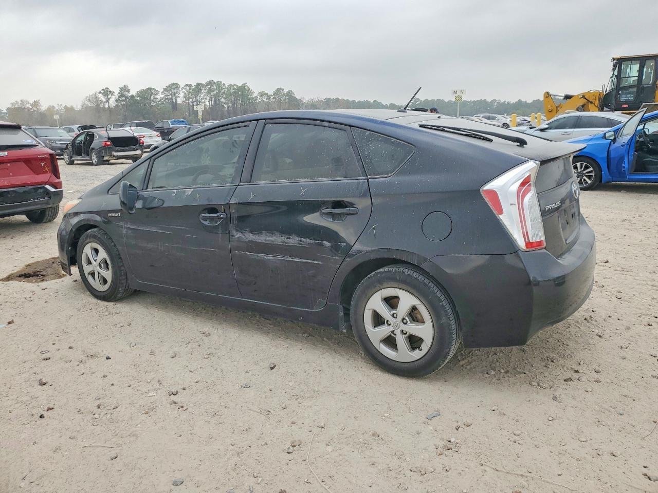 2013 Toyota Prius - zdjęcie 2