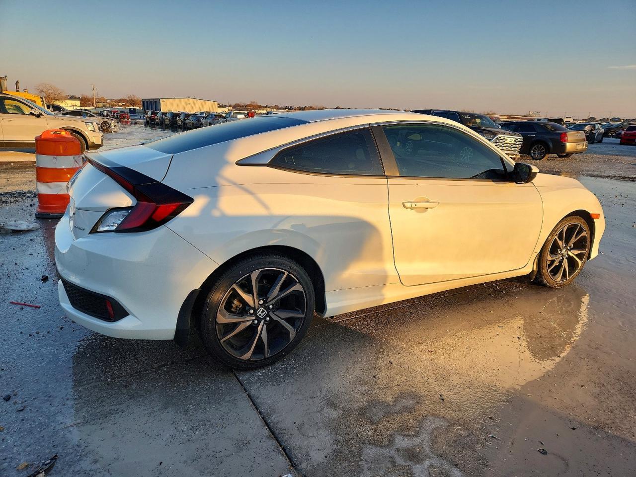 2019 Honda Civic Sport - zdjęcie 3