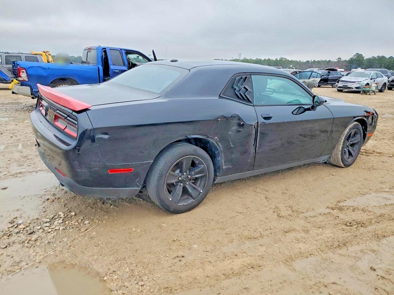 2016 Dodge Challenger Sxt - zdjęcie 3