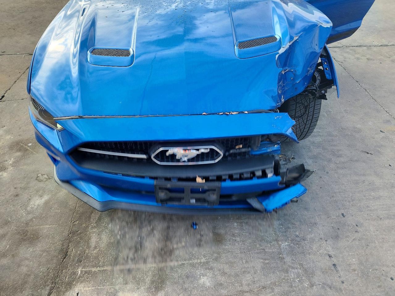 2019 Ford Mustang - zdjęcie 11