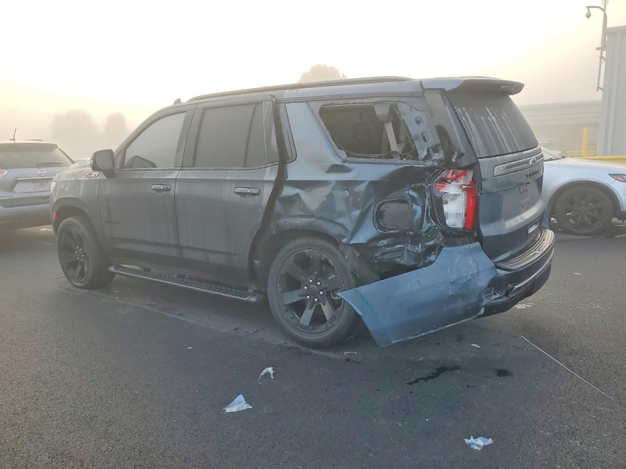 2021 Chevrolet Tahoe K1500 Z71 - zdjęcie 2