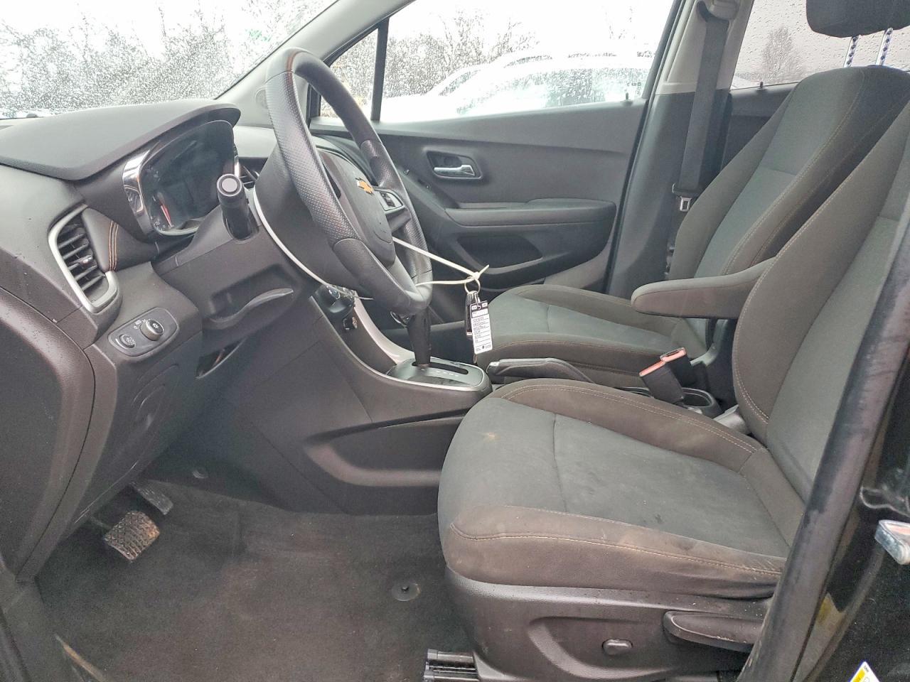 2020 Chevrolet Trax Ls - zdjęcie 7