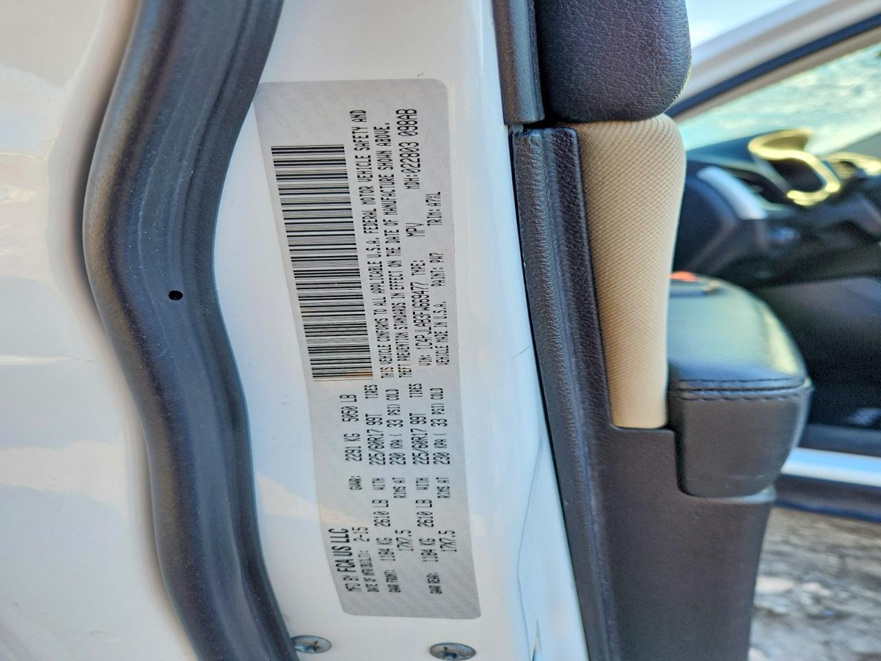 2015 Jeep Cherokee Sport - zdjęcie 13