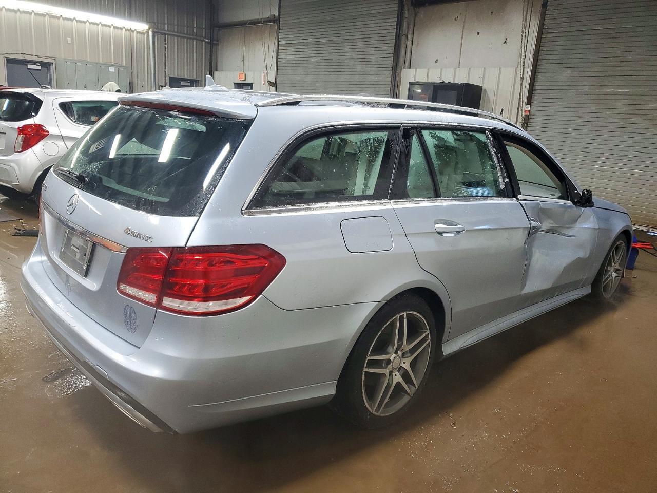2014 Mercedes-Benz E 350 4Matic Wagon - zdjęcie 3