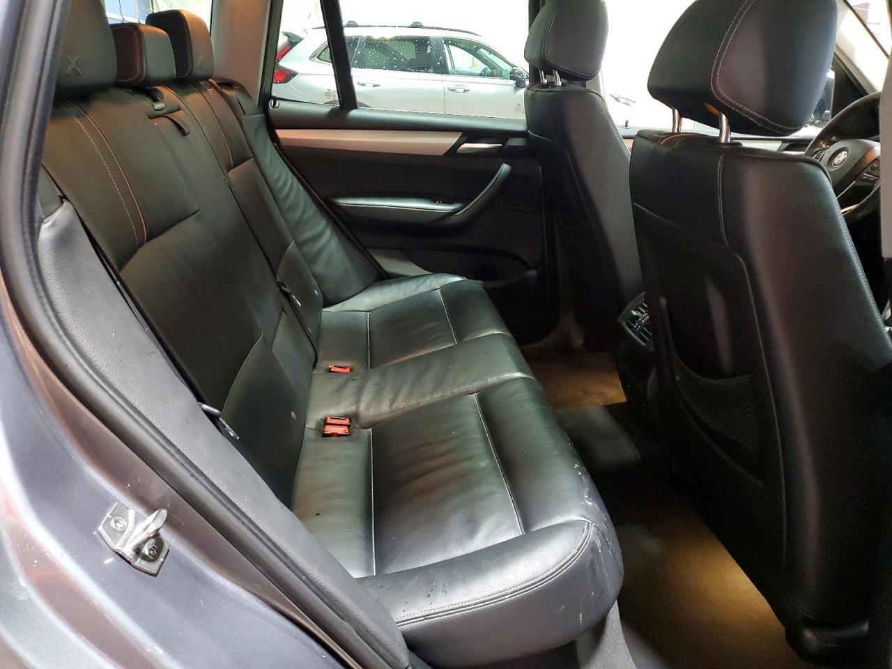 2016 BMW X3 xDrive28I - zdjęcie 11